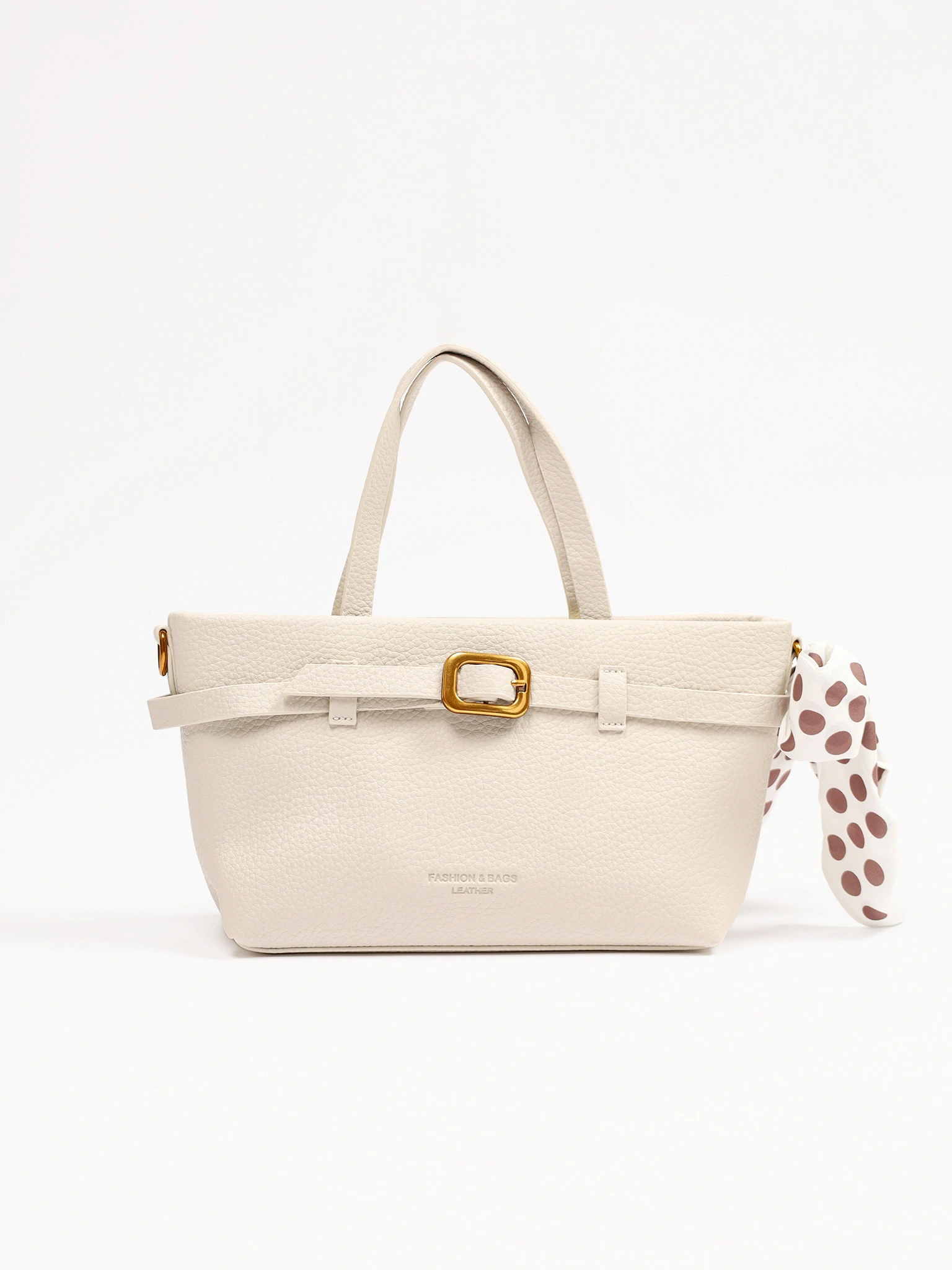 Сумка-тоут с декоративным платком и ремешком с пряжкой в ассортименте